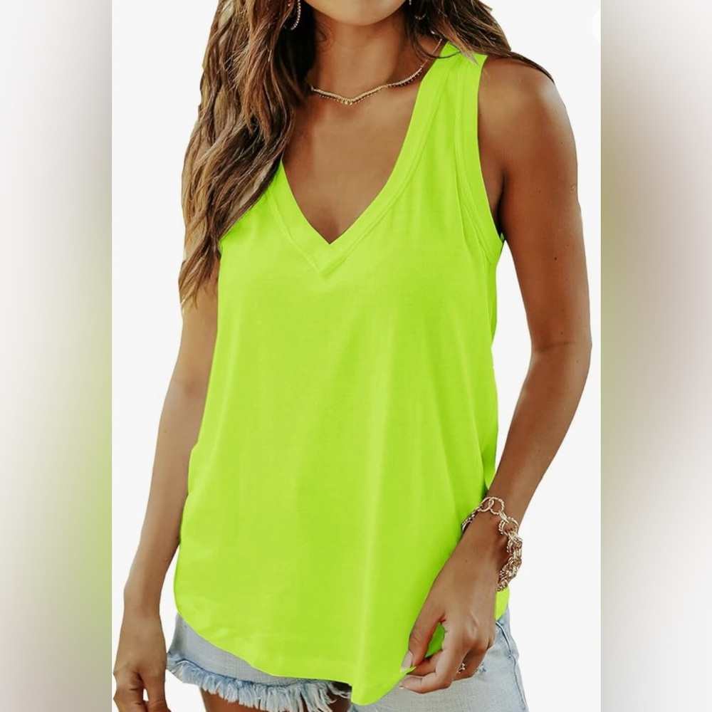 Ellen Tracy. Yellow green bright blouse